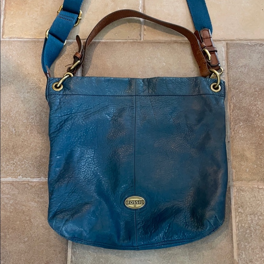 Leather Fossil shoulder or cross body bag